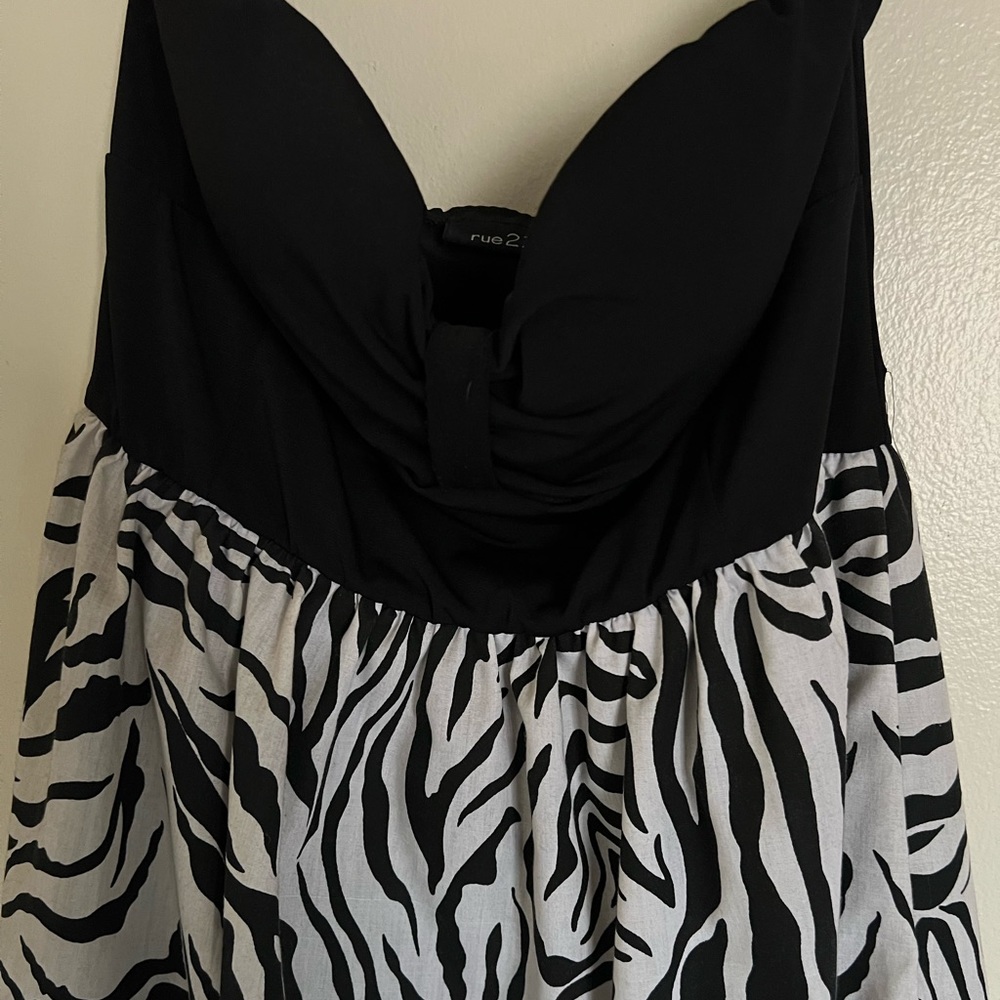 Strapless Sweetheart Dress